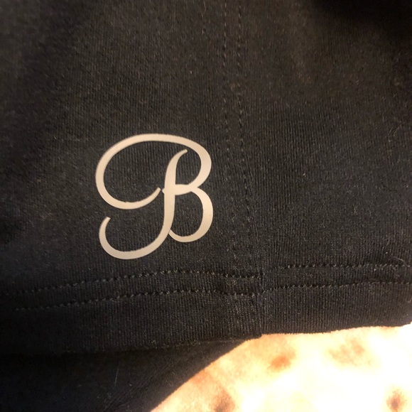 🖤SOLD🖤Like new bombshell contour leggings - Picture 7 of 7